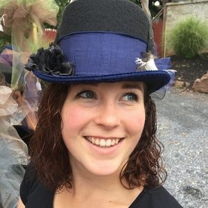 Meet your Posher, Kenzie